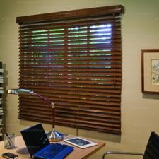 Faux Wood vs. Wood Blinds: Making the Right Choice for Your Los Angeles Home